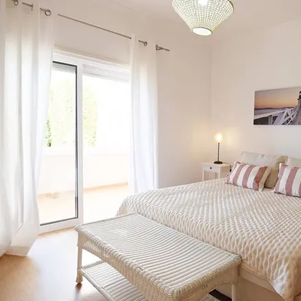 Rent this 3 bed townhouse on Lagoa e Carvoeiro in Faro, Portugal