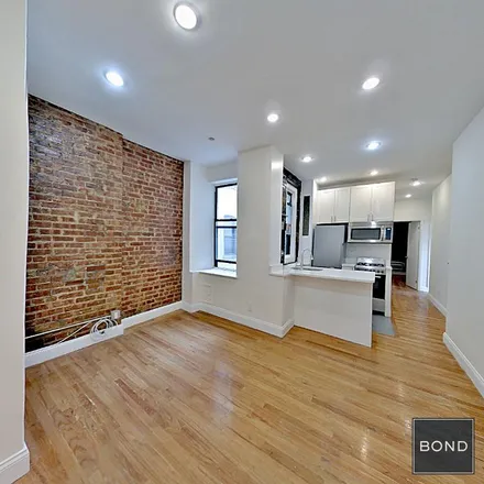 Image 1 - 2 Bank Street, New York, NY 10014, USA - Apartment for rent