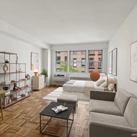 Rent this studio condo on 150 East 37th Street in New York, NY 10016