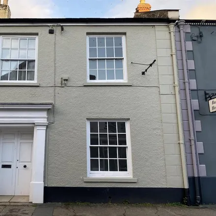 Rent this 2 bed townhouse on Town Hall in Fore Street, Chulmleigh