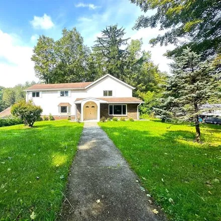 Rent this 6 bed house on 446 Masten Road in Pleasant Valley, NY 12569