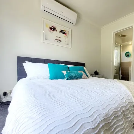 Rent this studio house on Melton West VIC 3337