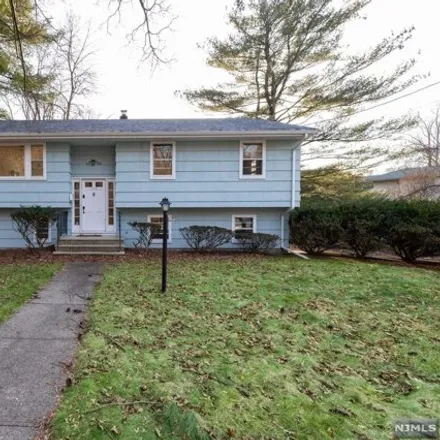 Image 1 - 153 Grant Avenue, Cresskill, Bergen County, NJ 07626, USA - House for rent