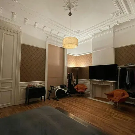Rent this 1 bed apartment on Rue du Beau Site - Welgelegenstraat 30 in 1050 Brussels, Belgium