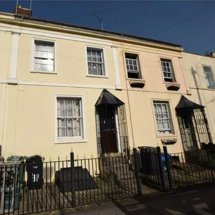 Buy this 3 bed townhouse on 33 Stroud Road in Gloucester, GL1 5AA