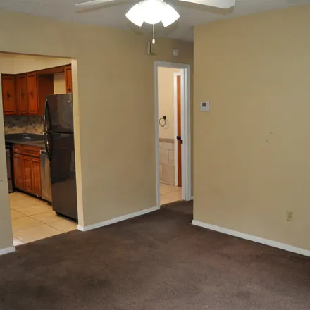 Image 3 - 1613 62nd Avenue, Escambia County, FL 32506, USA - Townhouse for rent