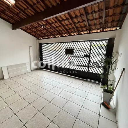 Buy this 2 bed house on Rua Joaquim Jacinto in Jardim Bela Vista, Osasco - SP