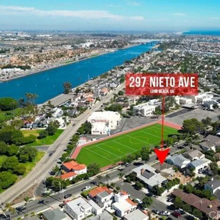 Image 5 - 297 Nieto Ave, Long Beach, California, 90803 - House for sale