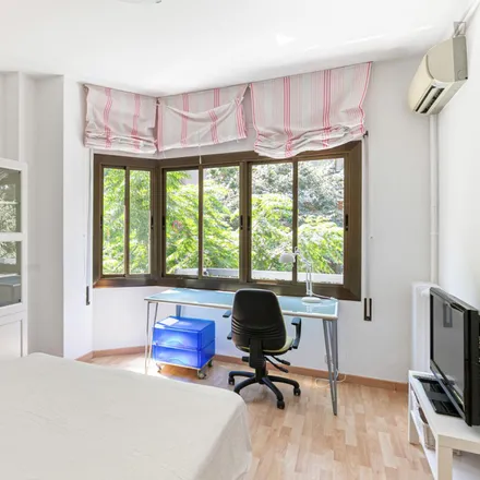 Rent this 3 bed apartment on Carrer del Comte Borrell in 92, 08001 Barcelona