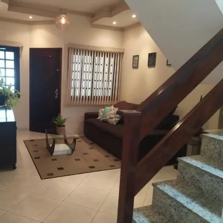 Buy this 3 bed house on Rua Itália in Bela Vista, Pindamonhangaba - SP