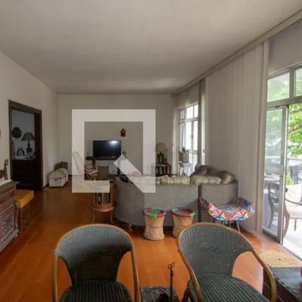 Rent this 4 bed apartment on Rua Vinícius de Moraes 57 in Ipanema, Rio de Janeiro - RJ