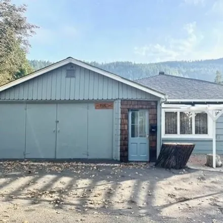 Buy this 3 bed house on 5581 Castle Avenue in Dunsmuir, Siskiyou County