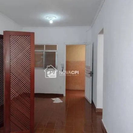 Rent this studio apartment on Rua Leme in Guilhermina, Praia Grande - SP