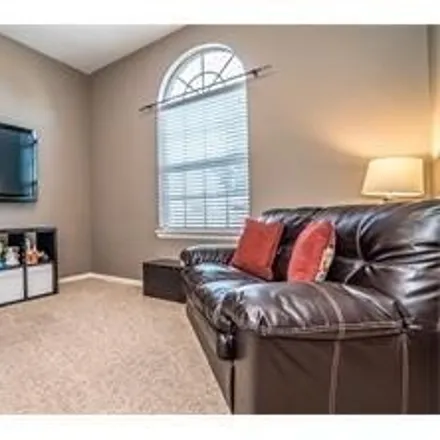 Image 4 - 504 Hummingbird Dr, Little Elm, Texas, 75068 - House for rent