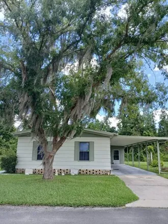 Buy this studio apartment on 34 Rose Dr in Fruitland Park, Florida