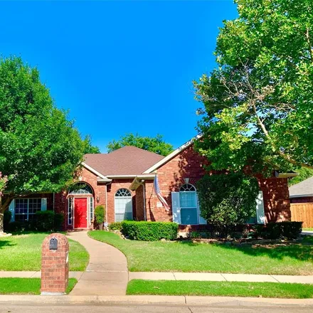Buy this 3 bed house on 2598 Potomac Parkway in Denton, TX 76210