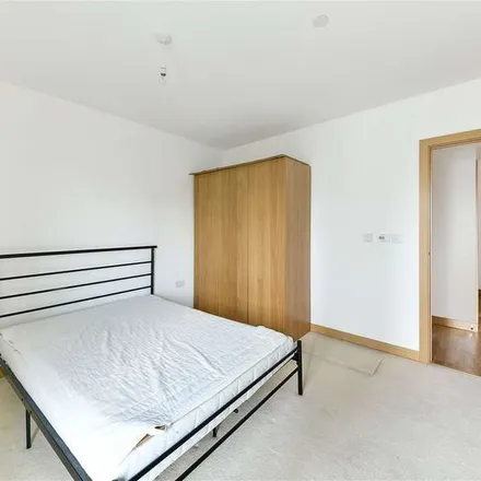 Image 3 - River Heights, 90 High Street, Mill Meads, London, E15 2FU, United Kingdom - Apartment for rent