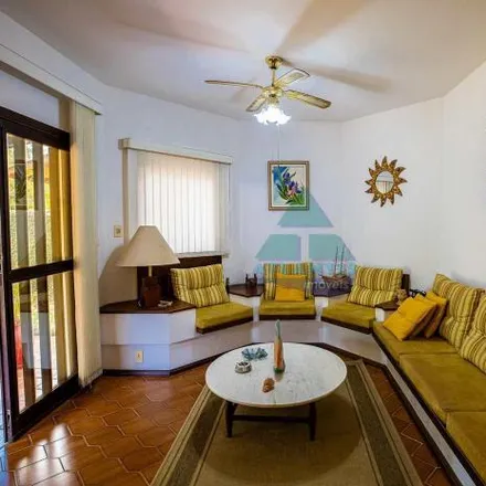 Rent this 3 bed house on Avenida Copacabana in Lagoinha, Ubatuba - SP