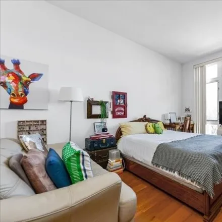 Image 7 - 31-32 Union Street, New York, NY 11354, USA - Condo for sale