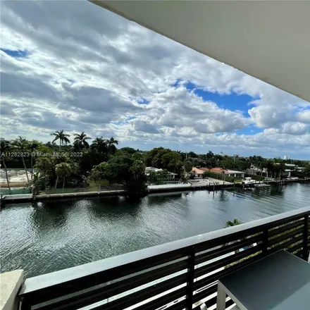 Image 5 - 9800 West Bay Harbor Drive, Bay Harbor Islands, Miami-Dade County, FL 33154, USA - Condo for rent