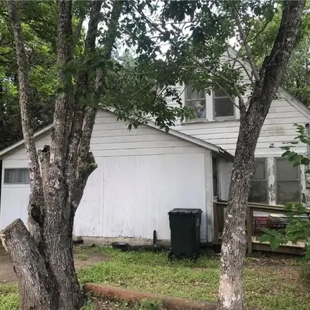 Buy this 4 bed house on 1512 North East Street in Edna, TX 77957
