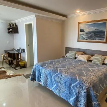Buy this 8 bed apartment on Rua Honolulu in Praia do Morro, Guarapari - ES