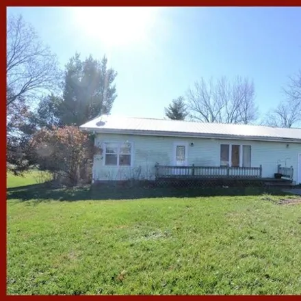 Buy this 3 bed house on 1561 West Michigan Street in Kirksville, MO 63501