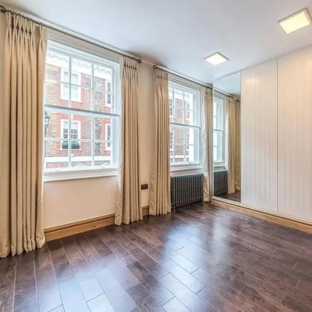 Image 6 - Delegation of the European Union, 32 Smith Square, Westminster, London, SW1P 3EU, United Kingdom - Townhouse for sale