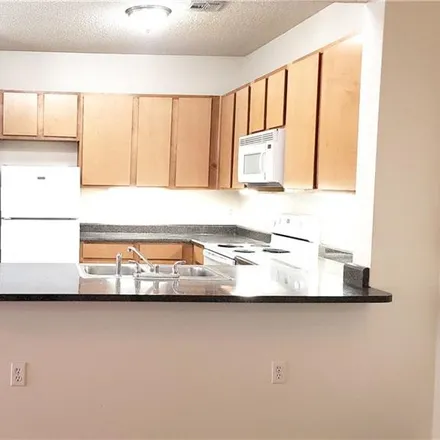 Rent this 3 bed condo on 2200 Classen Boulevard in Norman, OK 73071