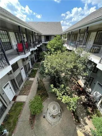 Rent this 2 bed condo on 251 Hillary Street in New Orleans, LA 70118