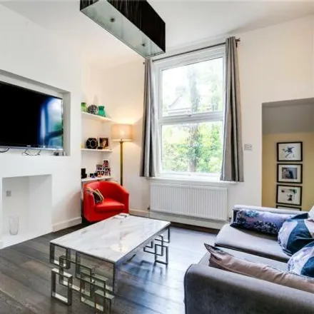 Rent this 2 bed apartment on 257 Ladbroke Grove in London, W10 5LU