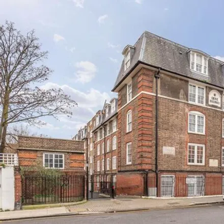Rent this 1 bed apartment on Grove House in Chelsea Manor Street, London