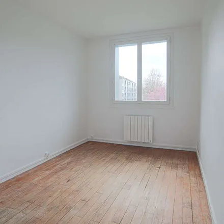 Rent this 4 bed apartment on 2 Impasse Lucet in 76000 Rouen, France