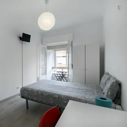 Rent this 9 bed room on Praceta das Roiçadas in 2700-598 Falagueira-Venda Nova, Portugal