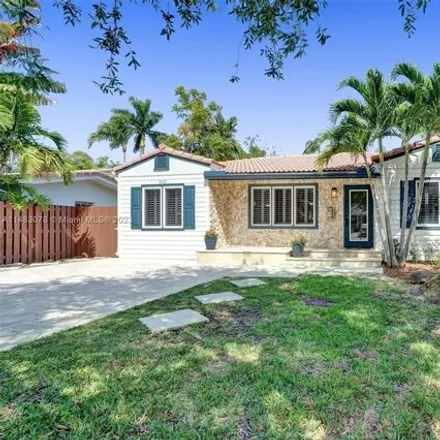 Rent this 3 bed house on 582 Northeast 11th Avenue in Fort Lauderdale, FL 33301