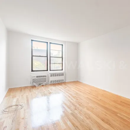 Image 5 - 165 Christopher Street, New York, NY 10014, USA - Apartment for rent