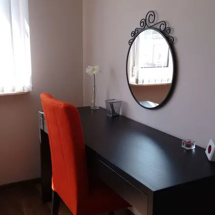 Rent this 2 bed apartment on Otto-Schmiedt-Straße 31 in 04179 Leipzig, Germany