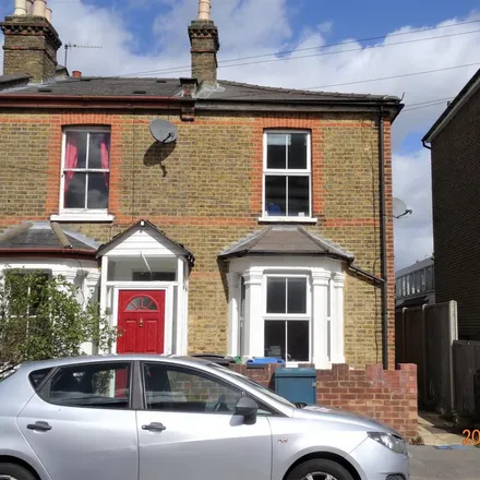 Image 1 - Alfred Road, London, KT1 2TZ, United Kingdom - Duplex for rent