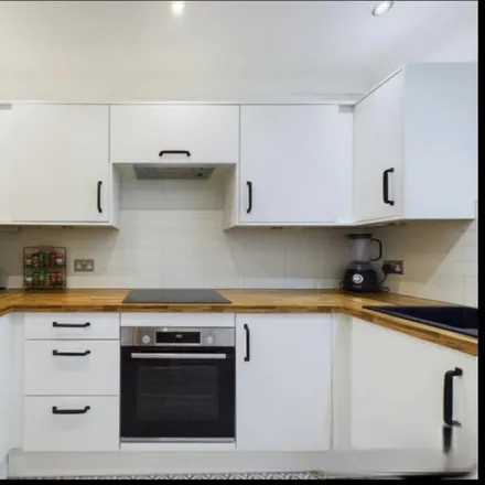 Image 3 - 28 Craigpark Drive, Glasgow, G31 2NT, United Kingdom - Apartment for rent