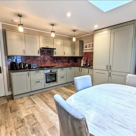 Rent this 3 bed apartment on Hamilton Road in London, SW19 2XJ