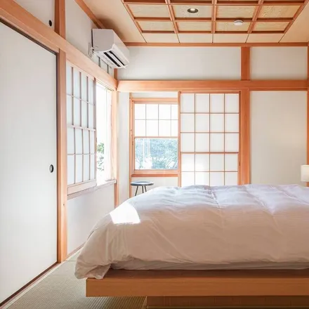 Rent this 5 bed house on Ashigarashimo County
