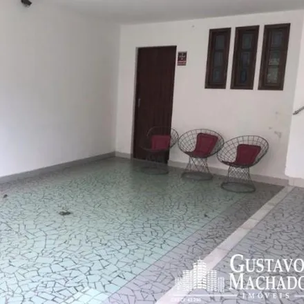 Buy this 4 bed house on Rua Senador Irineu Machado in Jardim Amália, Volta Redonda - RJ