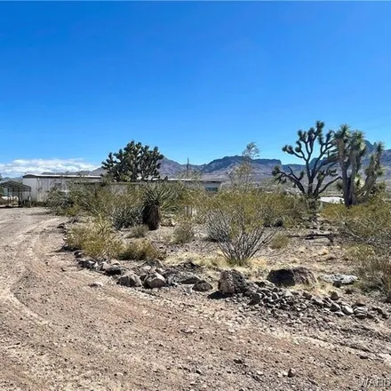Buy this studio apartment on 17546 Ladera Drive in Dolan Springs, Mohave County