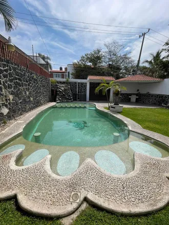 Rent this studio house on Calle de Guerrero in Burgos Bugambilias, 62765 Emiliano Zapata