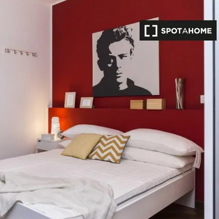 Rent this 6 bed room on Carrefour Market in Via Pismonte, 20139 Milan MI