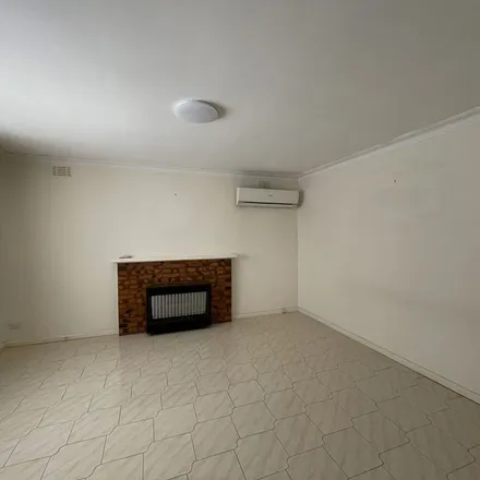 Image 3 - Rosala Avenue, Altona North VIC 3025, Australia - Apartment for rent