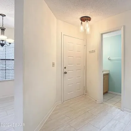 Image 6 - 340 Brown Pelican Drive, Daytona Beach, FL 32119, USA - Townhouse for sale