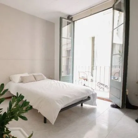 Rent this 3 bed room on Macarena Club in Carrer Nou de Sant Francesc, 5