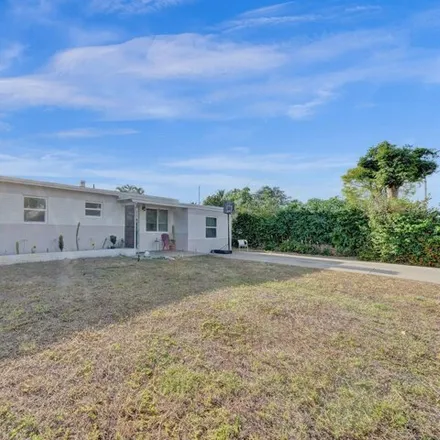 Buy this 3 bed house on 2733 Northeast 12th Avenue in Cresthaven, Pompano Beach