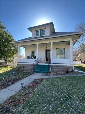 Buy this 4 bed house on 526 Fall Street in Eau Claire, WI 54703